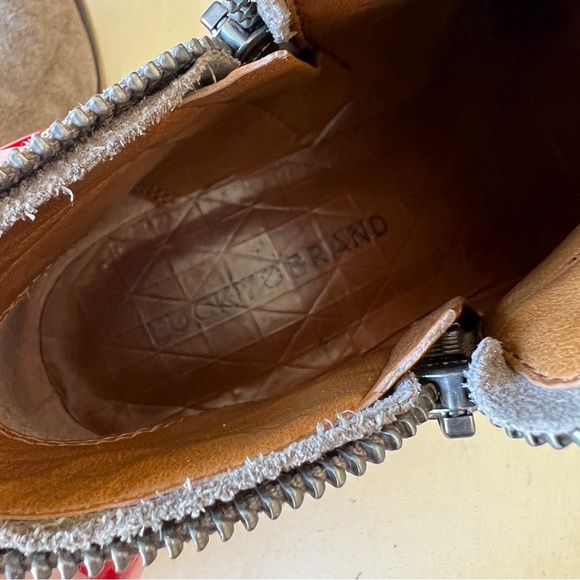 Lucky Brand Bartalino 6.5 Side Zip Taupe Suede Leather Ankle Bootie Boots - Picture 9 of 9